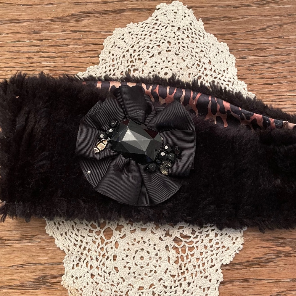 Betsy Johnson head band